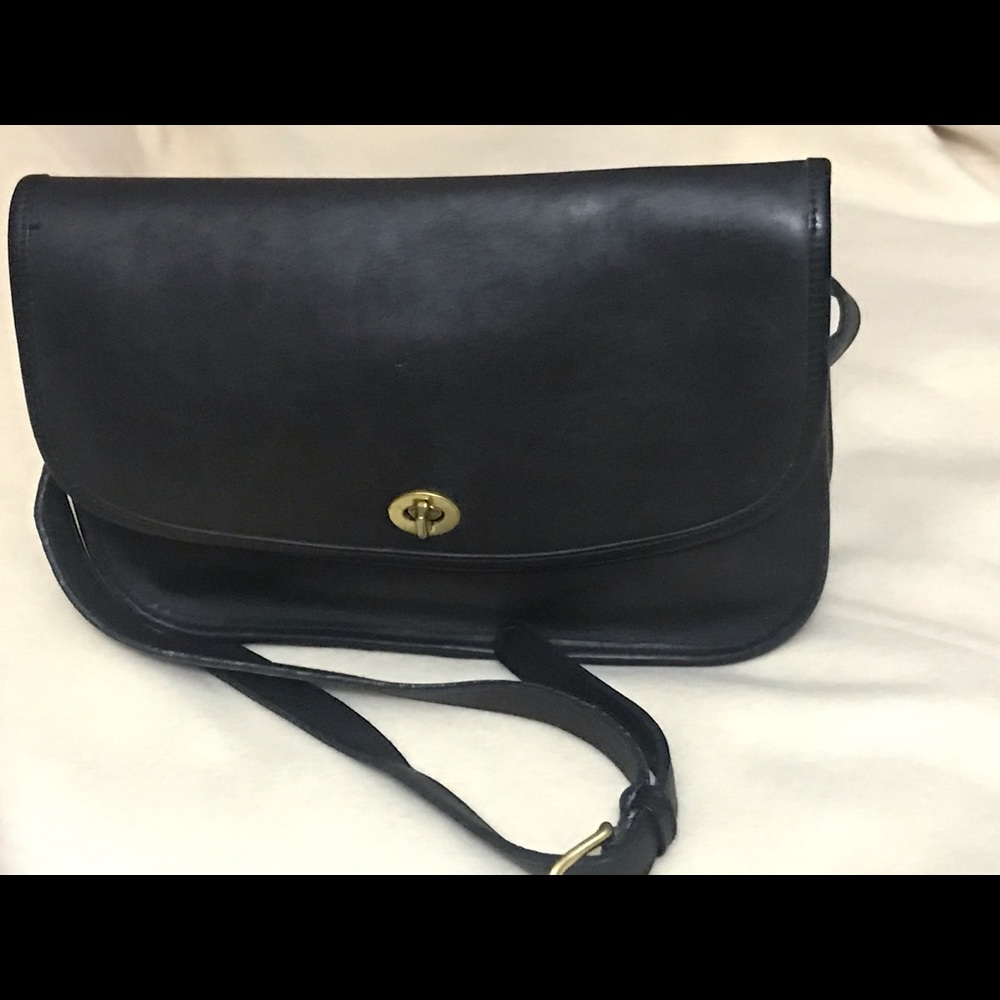 **SOLD*Vintage Coach City 9790 black leather purse